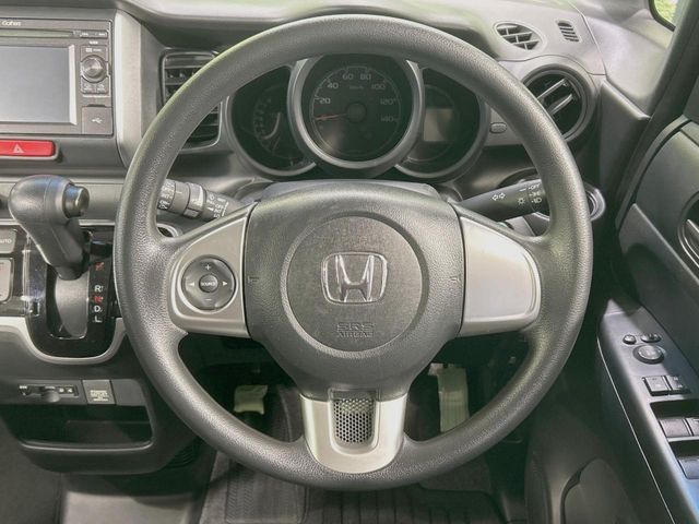 HONDA N BOX 2016 Image 31