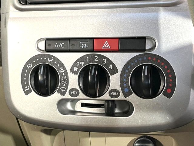 DAIHATSU TANTO 2008 Image 31