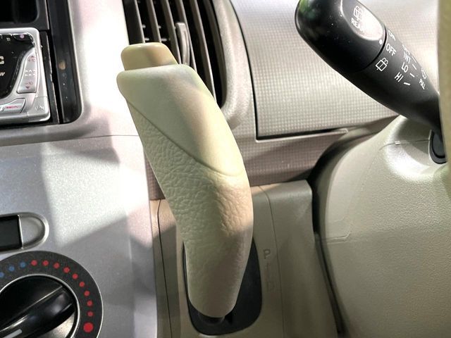 DAIHATSU TANTO 2008 Image 31