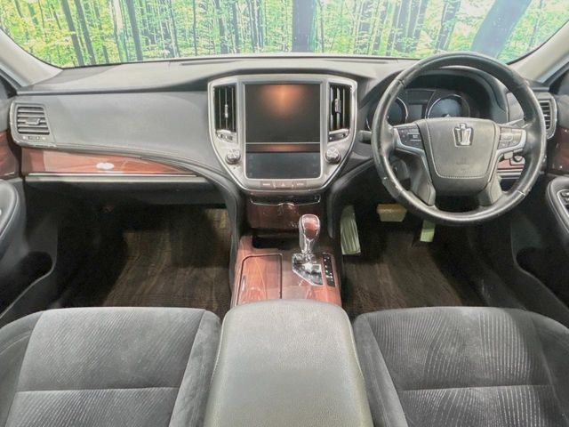 TOYOTA CROWN SEDAN HYBRID 2015 Image 31