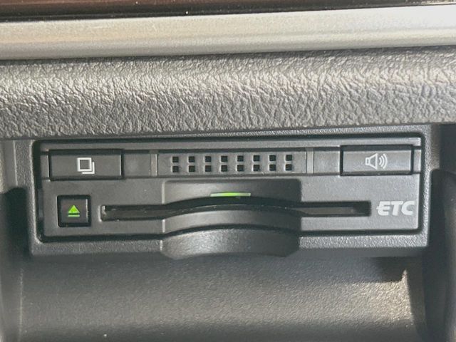 TOYOTA CROWN SEDAN HYBRID 2015 Image 31