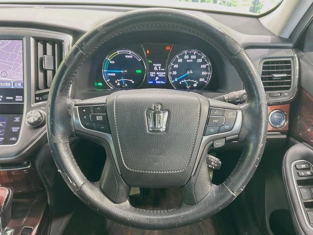 TOYOTA CROWN SEDAN HYBRID 2015 Image 31
