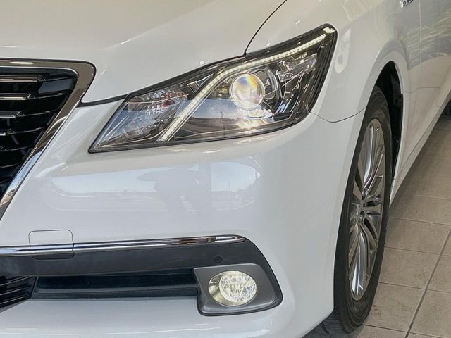 TOYOTA CROWN SEDAN HYBRID 2015 Image 31