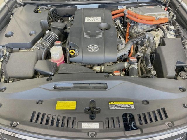 TOYOTA CROWN SEDAN HYBRID 2015 Image 31