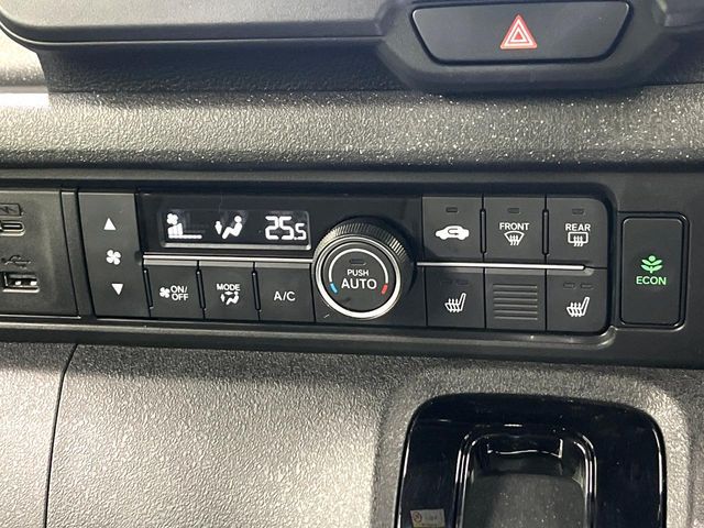 HONDA N BOX CUSTOM 2024 Image 31