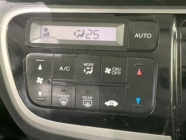 HONDA N BOX CUSTOM 2013 Image 31