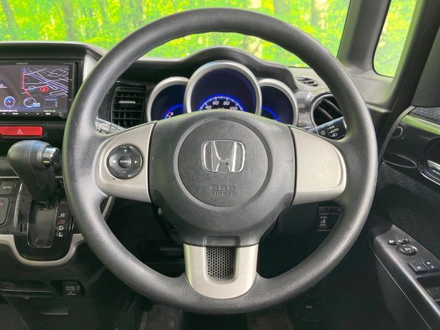 HONDA N BOX CUSTOM 2013 Image 31