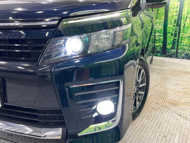 TOYOTA VOXY 4WD 2014 Image 31