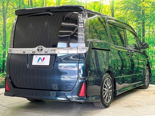 TOYOTA VOXY 4WD 2014 Image 31