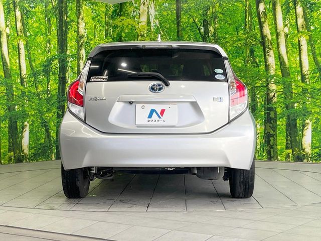 TOYOTA AQUA 2016 Image 31