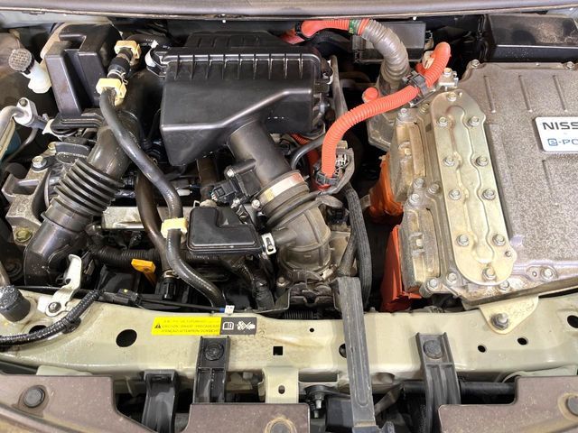 NISSAN NOTE 2017 Image 31