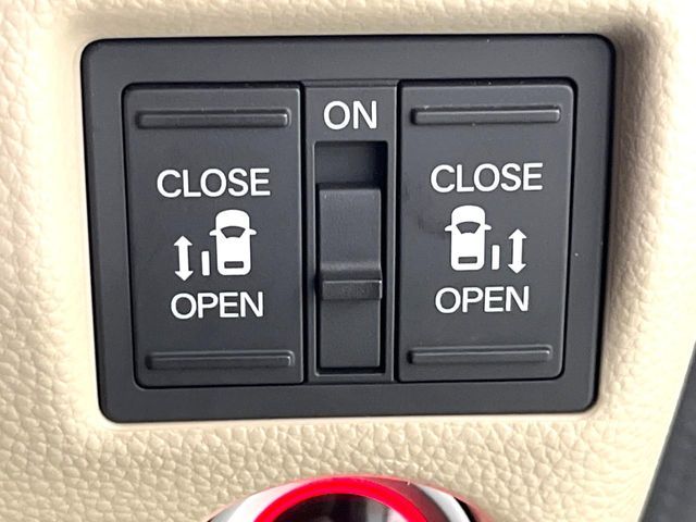 HONDA N BOX 2020 Image 31