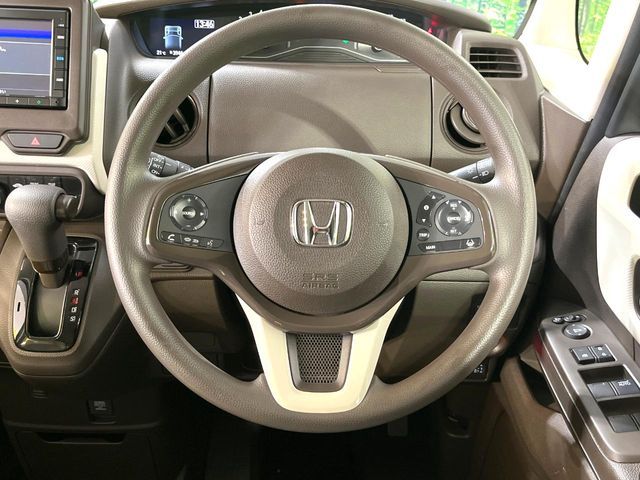 HONDA N BOX 2022 Image 31