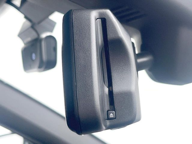 BMW 1SERIES 2020 Image 31