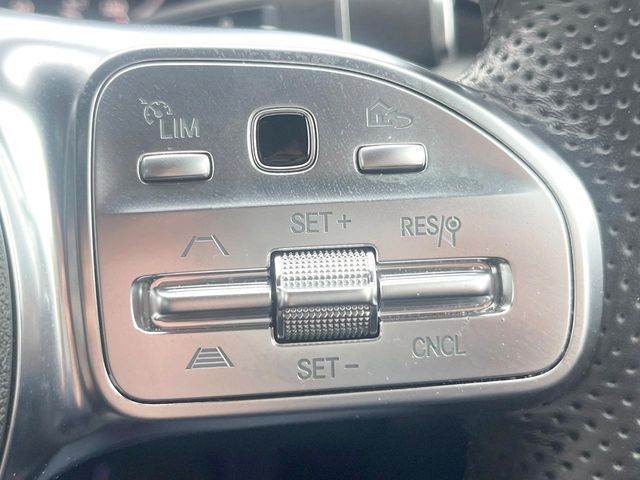 MERCEDES BENZ CLS CL 2019 Image 31