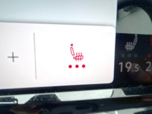 VOLKSWAGEN GOLF VARI 2022 Image 31