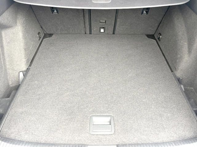 VOLKSWAGEN GOLF VARI 2022 Image 31