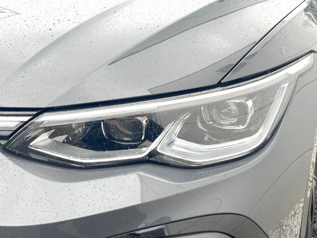 VOLKSWAGEN GOLF VARI 2022 Image 31