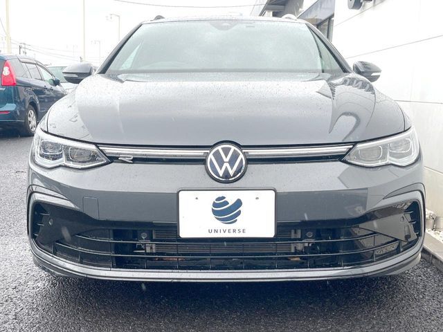 VOLKSWAGEN GOLF VARI 2022 Image 31