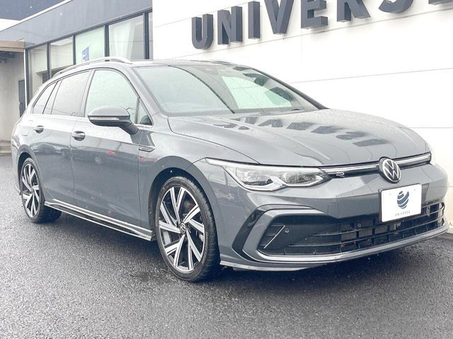 VOLKSWAGEN GOLF VARI 2022 Image 31