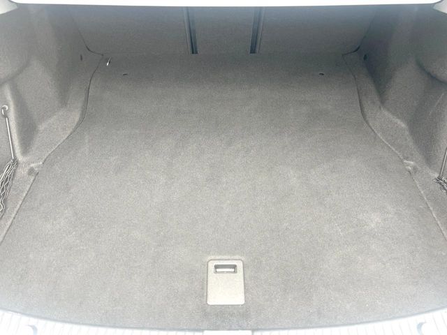 MERCEDES BENZ C CLAS 2015 Image 31