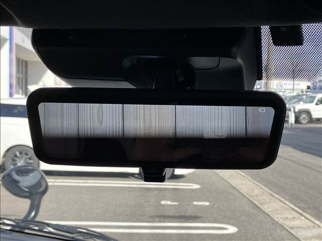 TOYOTA HIACE VAN 2WD 2024 Image 31