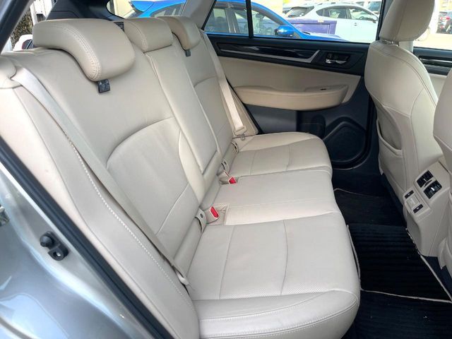 SUBARU LEGACY OUTBACK 2018 Image 31