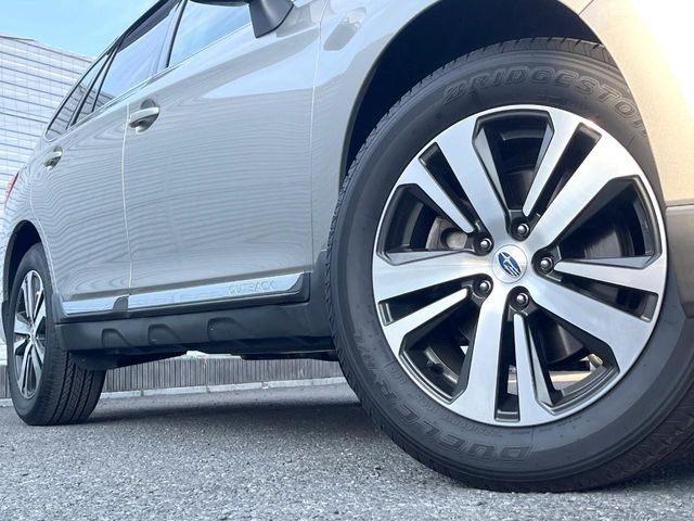 SUBARU LEGACY OUTBACK 2018 Image 31