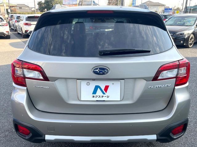 SUBARU LEGACY OUTBACK 2018 Image 31