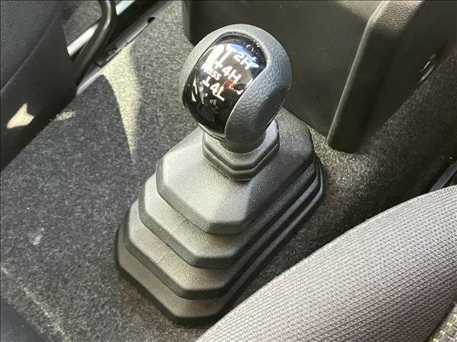 SUZUKI JIMNY 4WD 2020 Image 31