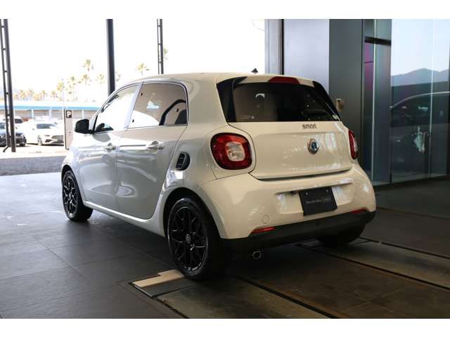 MCC SMART FORFOUR 2017 Image 31