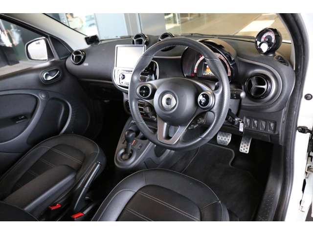 MCC SMART FORFOUR 2017 Image 31