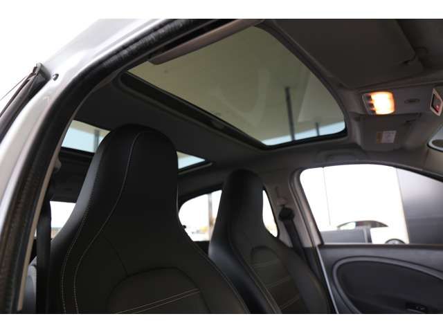 MCC SMART FORFOUR 2017 Image 31