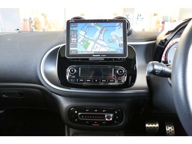 MCC SMART FORFOUR 2017 Image 31