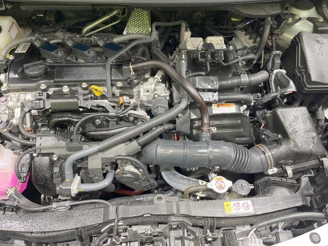 TOYOTA YARIS CROSS HYBRID 2021 Image 31