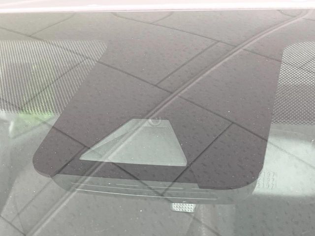 TOYOTA YARIS CROSS HYBRID 2021 Image 31