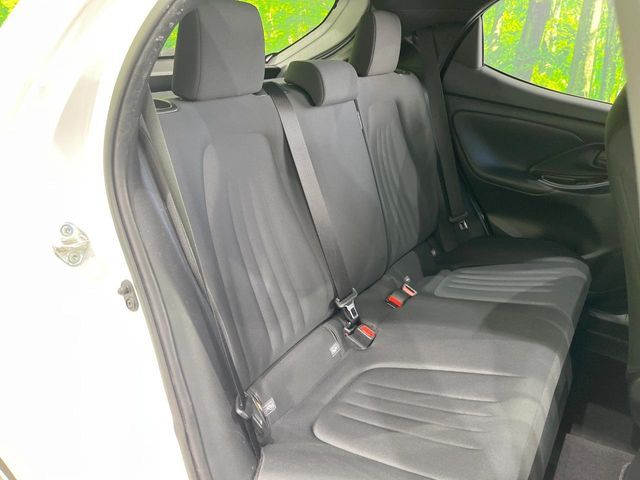 TOYOTA YARIS HYBRID 2023 Image 31