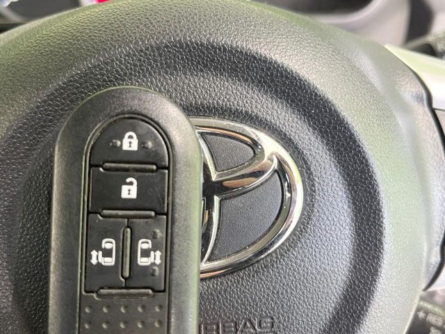 TOYOTA ROOMY 2019 Image 31