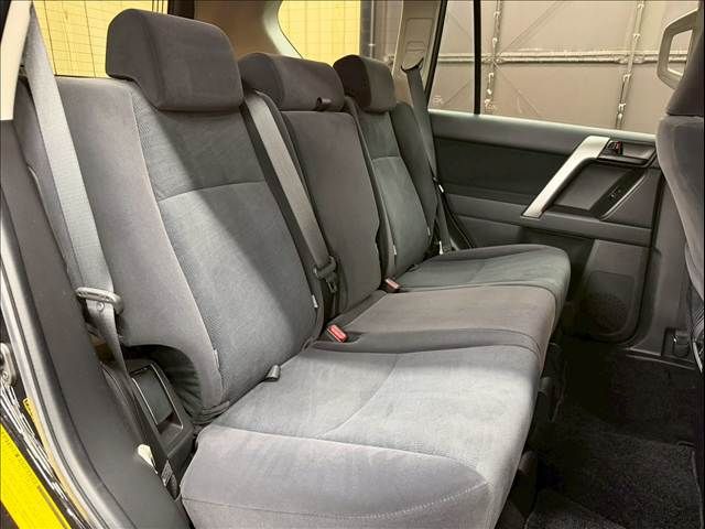 TOYOTA LANDCRUISER PRADO 2021 Image 31