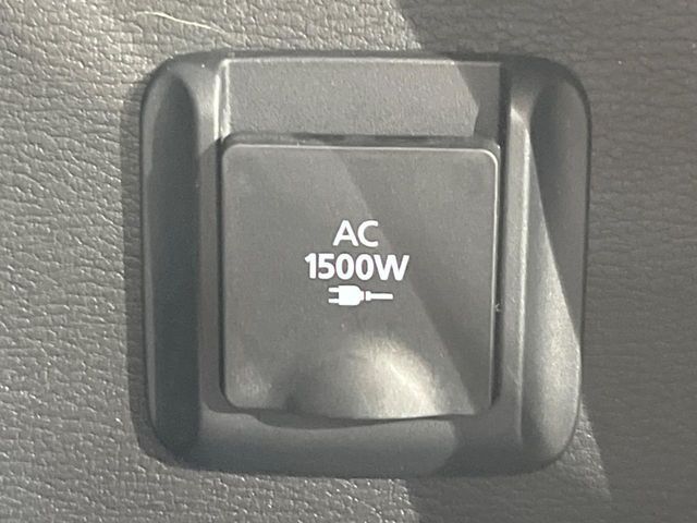 MITSUBISHI OUTLANDER PHEV 2023 Image 31