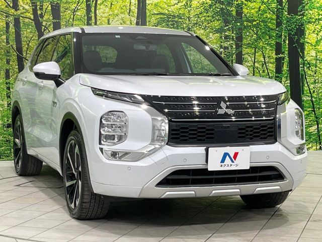 MITSUBISHI OUTLANDER PHEV 2023 Image 31