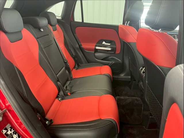 MERCEDES BENZ MERCEDES AMG GLA CLA 2022 Image 31