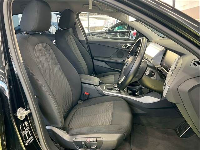 BMW 1SERIES 2021 Image 31