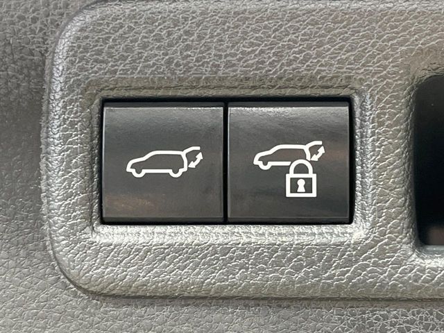 TOYOTA HARRIER 2WD 2023 Image 31