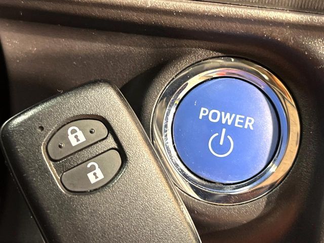 TOYOTA AQUA 2017 Image 31