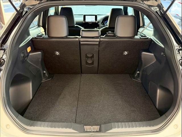 TOYOTA YARIS CROSS HYBRID 2025 Image 31