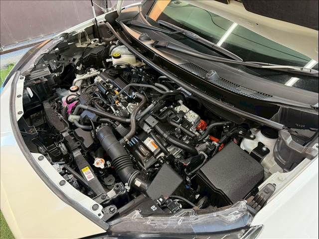 TOYOTA YARIS CROSS HYBRID 2025 Image 31