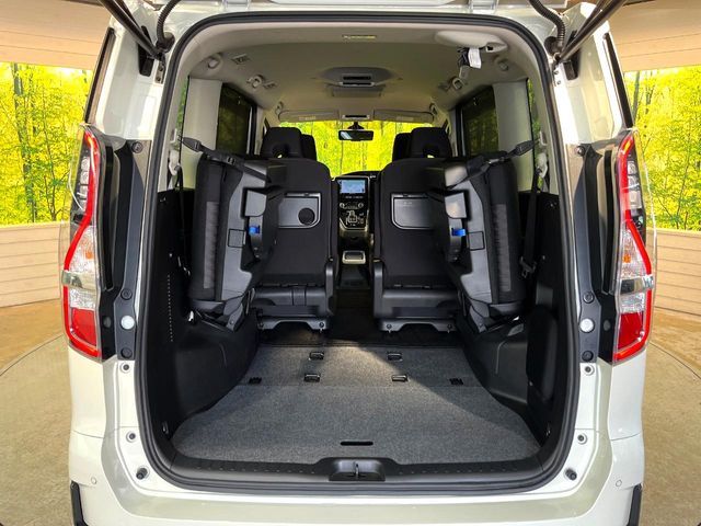 NISSAN SERENA  WG 2022 Image 31