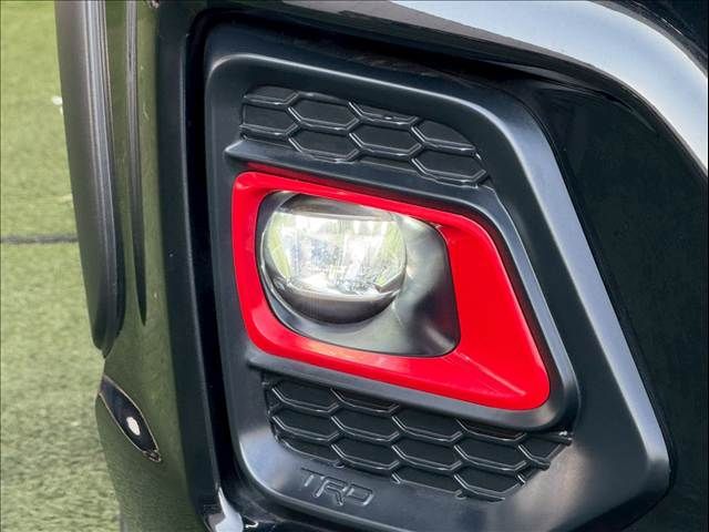 TOYOTA HILUX 4WD 2020 Image 31