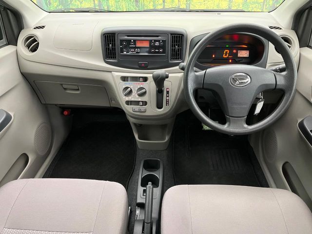 DAIHATSU MIRA E:S 2017 Image 31